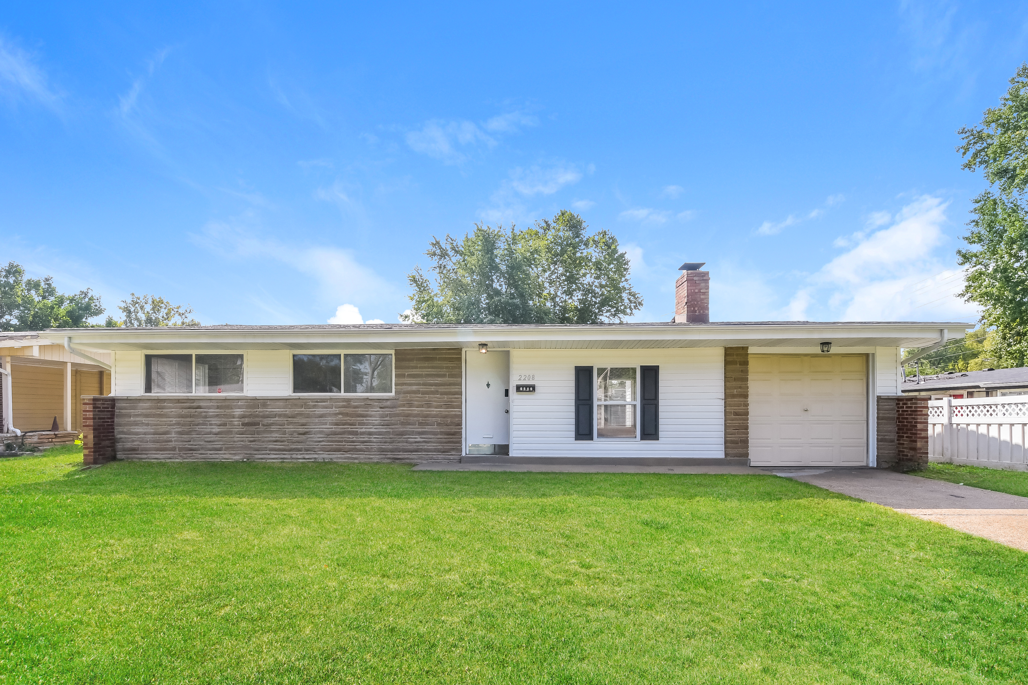 2208 Hudson Rd St. Louis, MO 63136